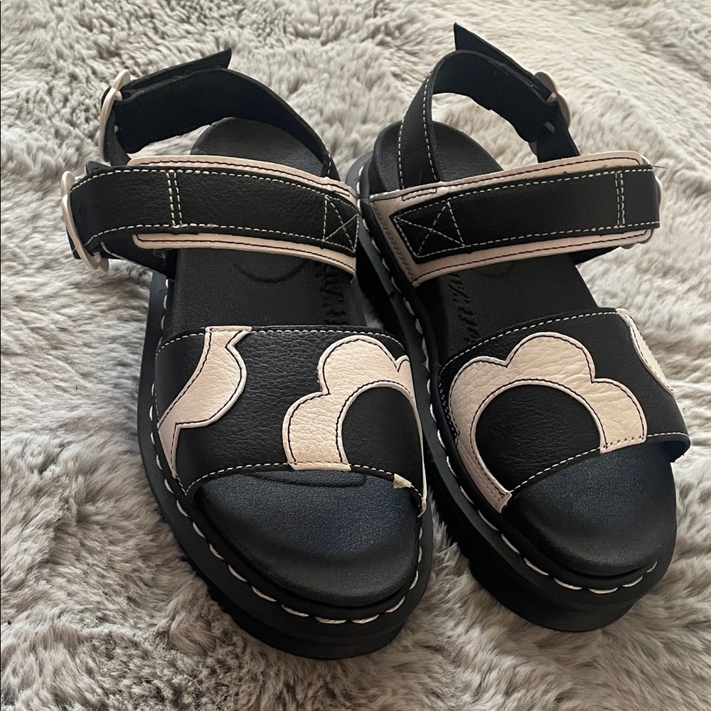 Dr Martens Voss Pisa Floral Black White Leather Strap Sandals 7 7.5